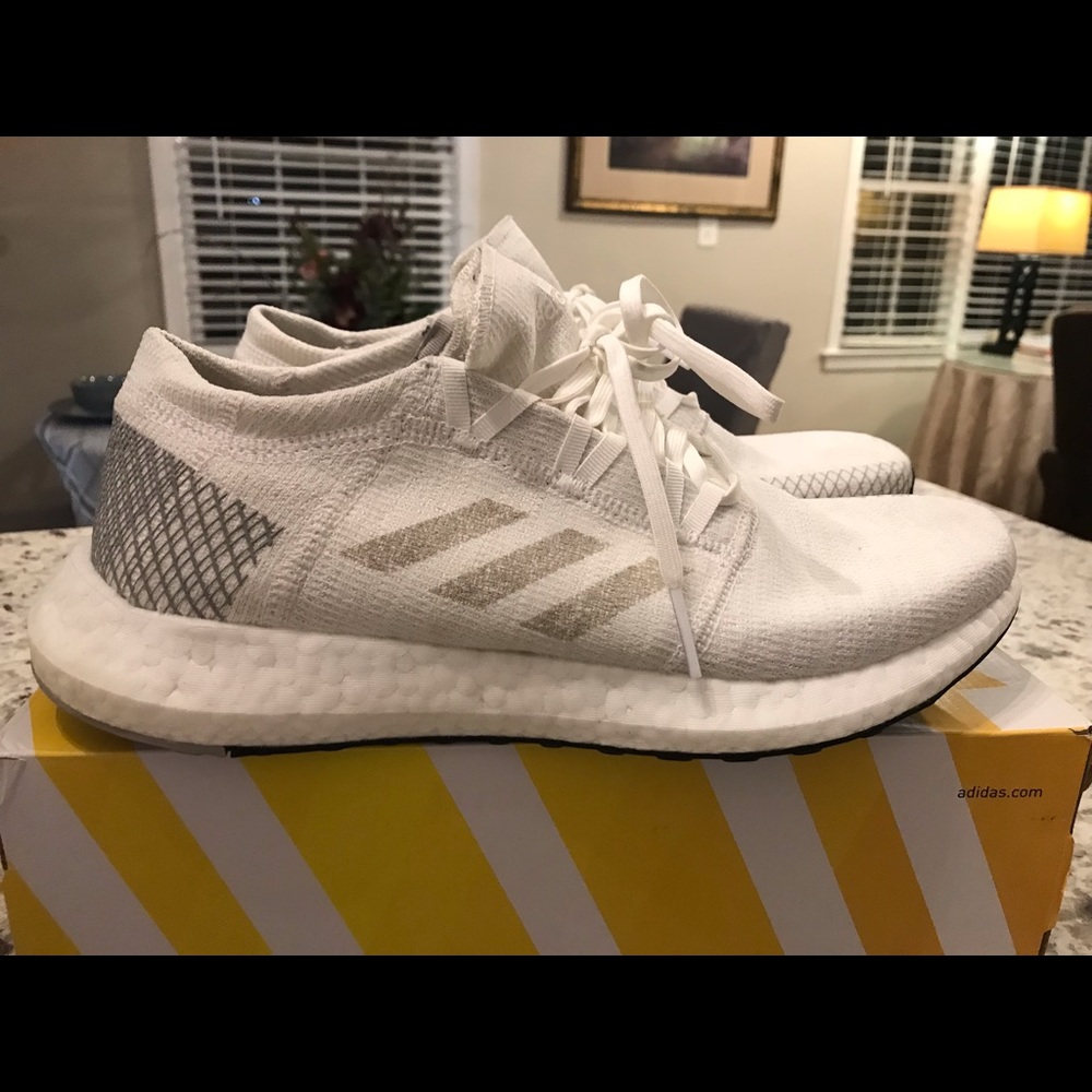 *Like New* Men’s adidas pure boosts